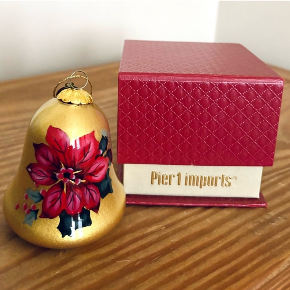 π₯ Pier 1 Li Bien 2016 Poinsettia Bell Ornament